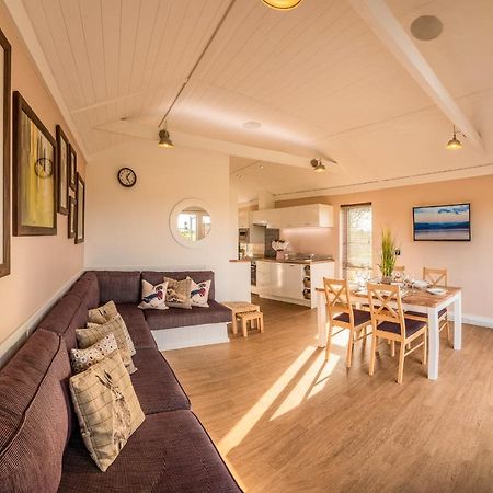 Montana Log Cabin - Ockeridge Rural Retreats Wichenford Εξωτερικό φωτογραφία