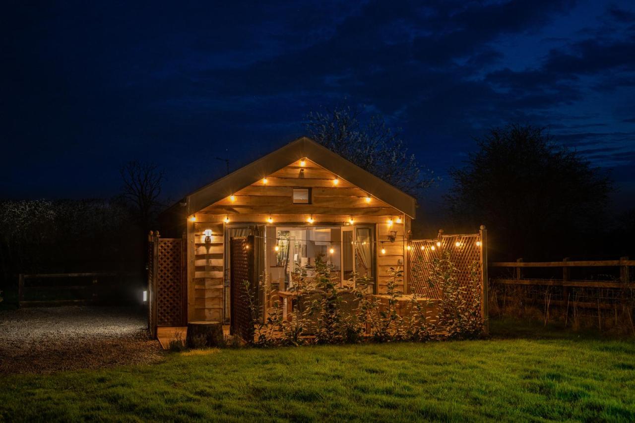 Montana Log Cabin - Ockeridge Rural Retreats Wichenford Εξωτερικό φωτογραφία